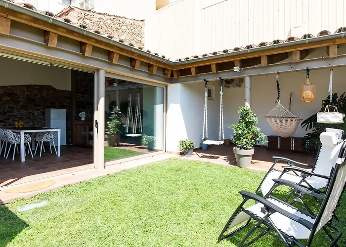 Rustic & Chic Guest house 4*