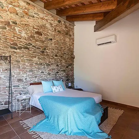 Rustic & Chic 招待所 格拉诺列尔斯